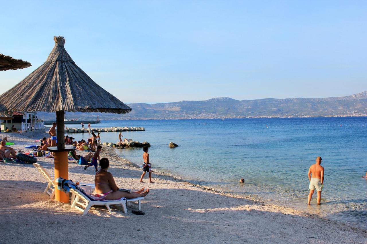 Apartments By The Sea Slatine, Ciovo - 14158 ภายนอก รูปภาพ